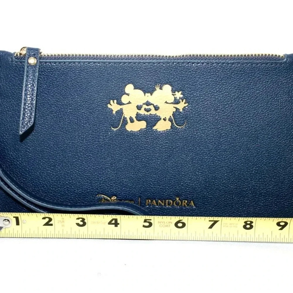 New PANDORA x Disney Mickey & Minnie Mouse Gold Navy Blue Wristlet Pouch Magical - Picture 5 of 12